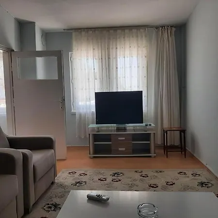 Viking House Apartment Side